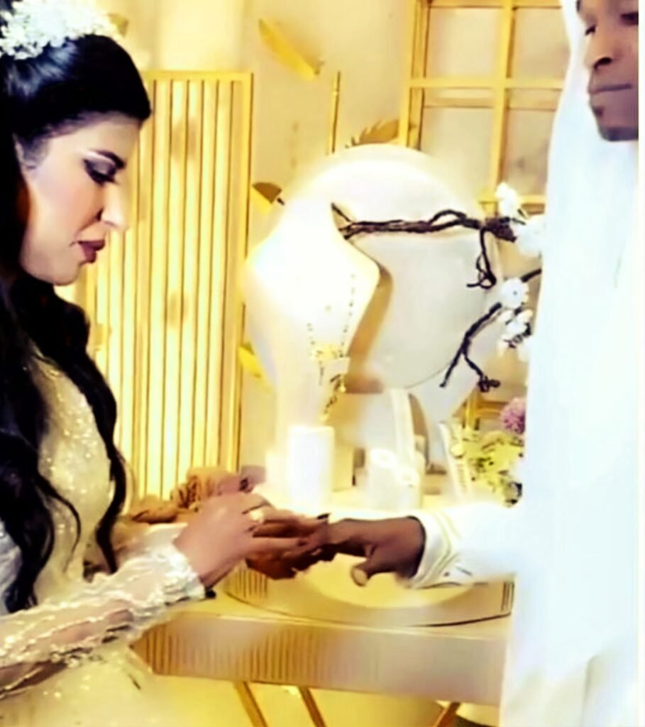 من هي اروى عمر ويكيبيديا السيرة الذاتية