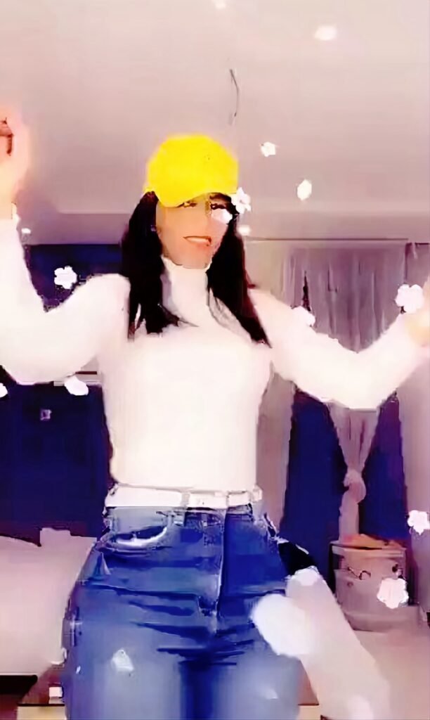 اروى عمر ترقص