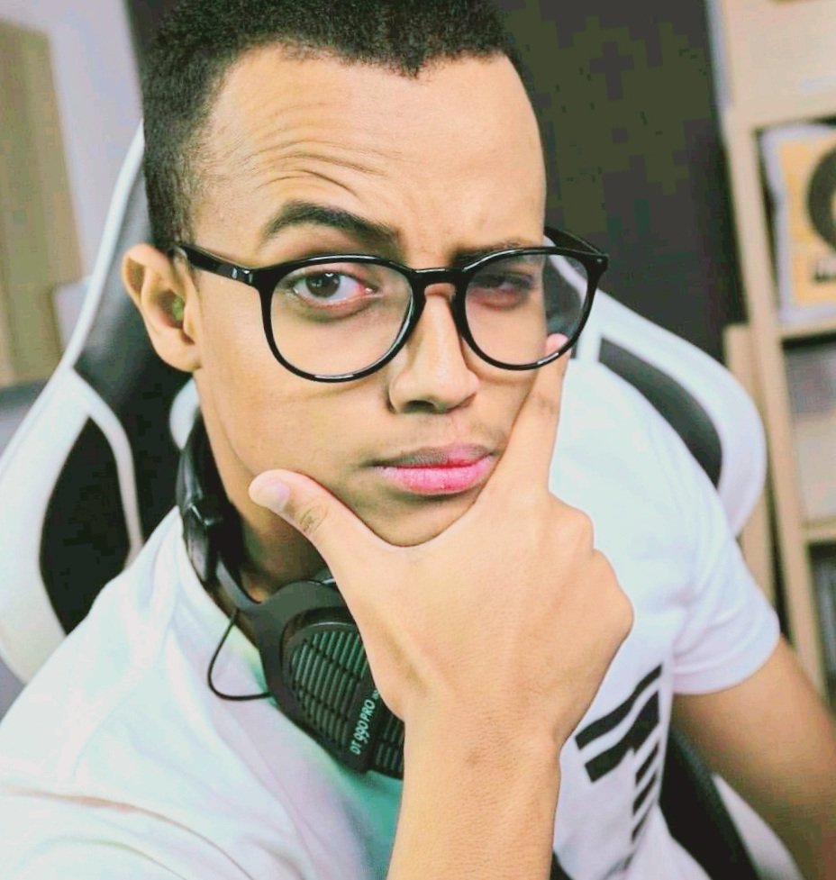 ما هي جنسية ابو فله صومالي 